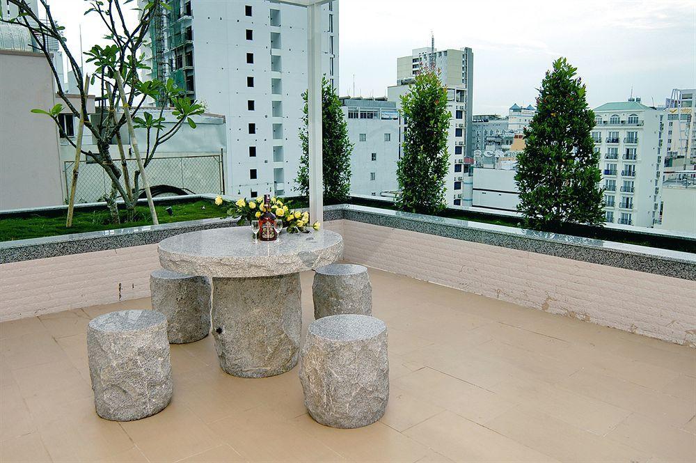 Nam Hung Hotel Nha Trang Exterior photo
