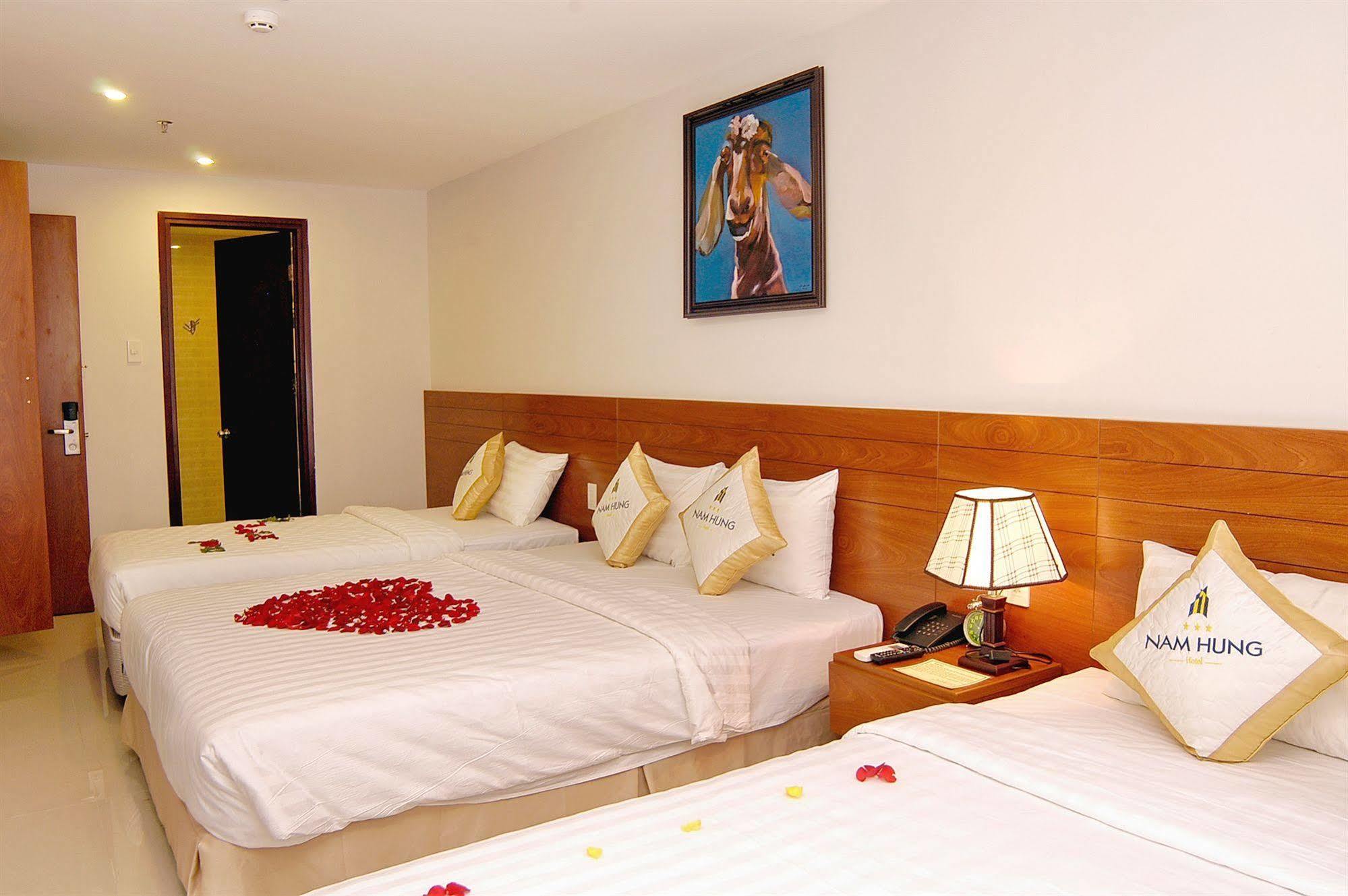 Nam Hung Hotel Nha Trang Exterior photo