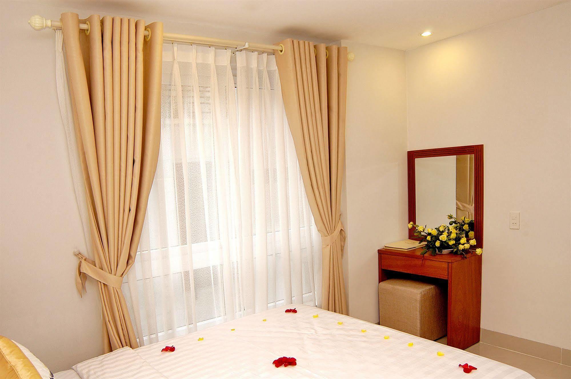 Nam Hung Hotel Nha Trang Exterior photo